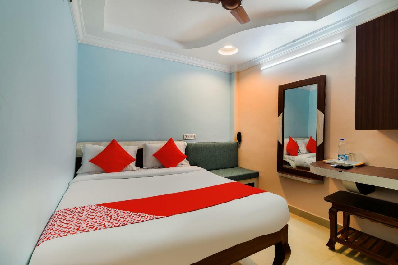 Bagya'S Residency Hotell Anantapur Exteriör bild