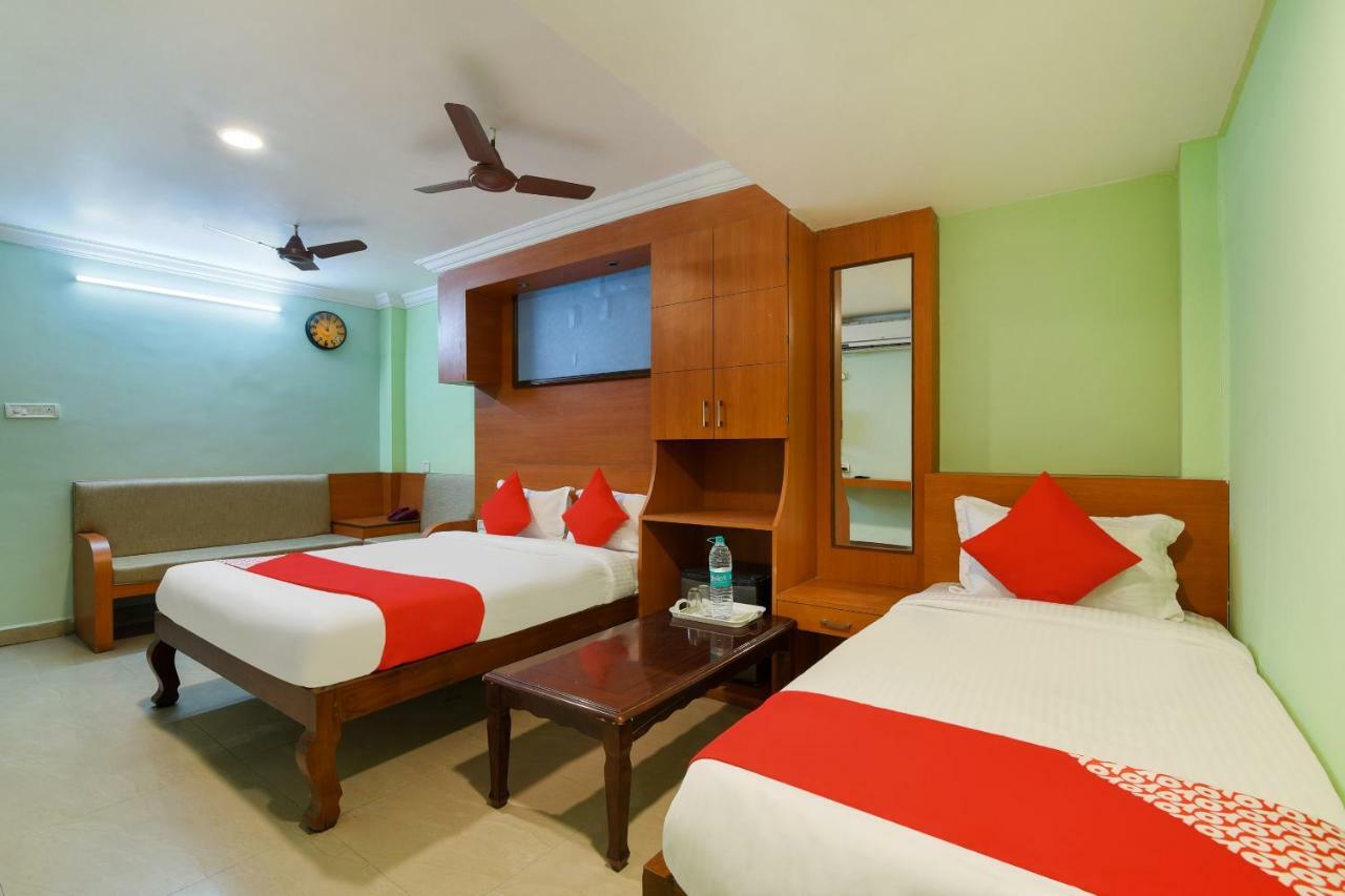Bagya'S Residency Hotell Anantapur Exteriör bild