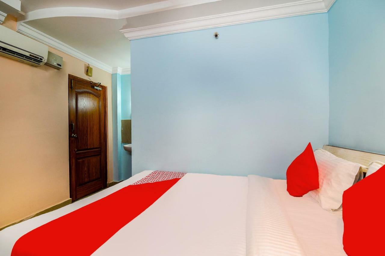 Bagya'S Residency Hotell Anantapur Exteriör bild
