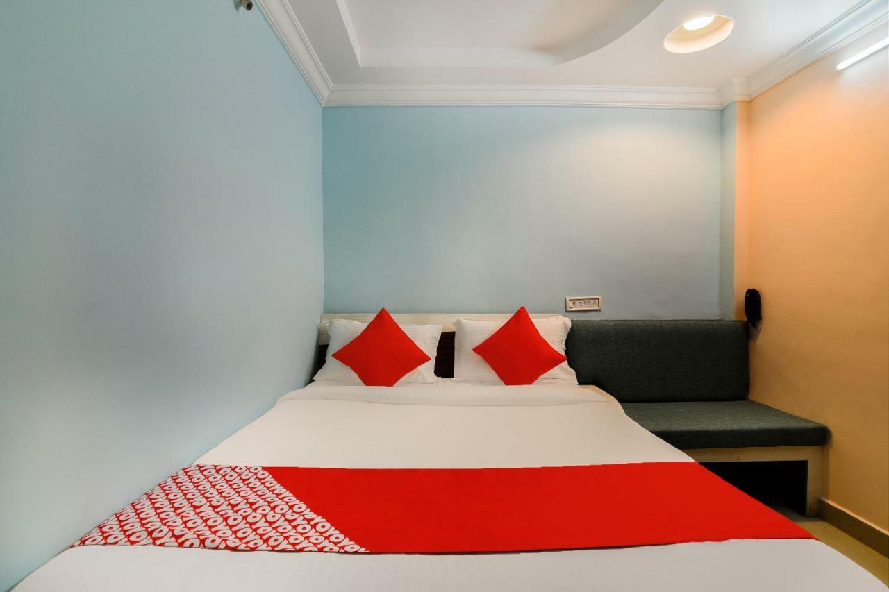 Bagya'S Residency Hotell Anantapur Exteriör bild