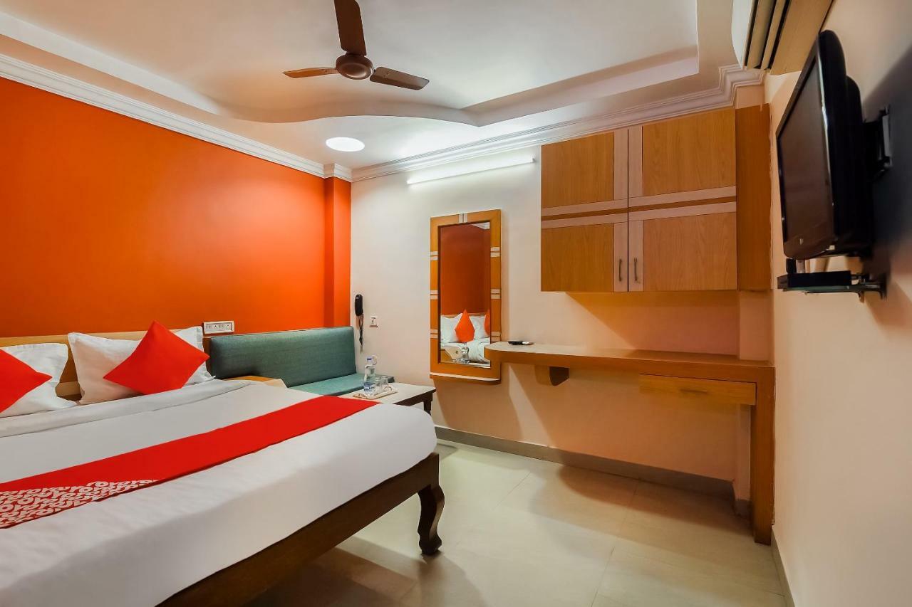 Bagya'S Residency Hotell Anantapur Exteriör bild